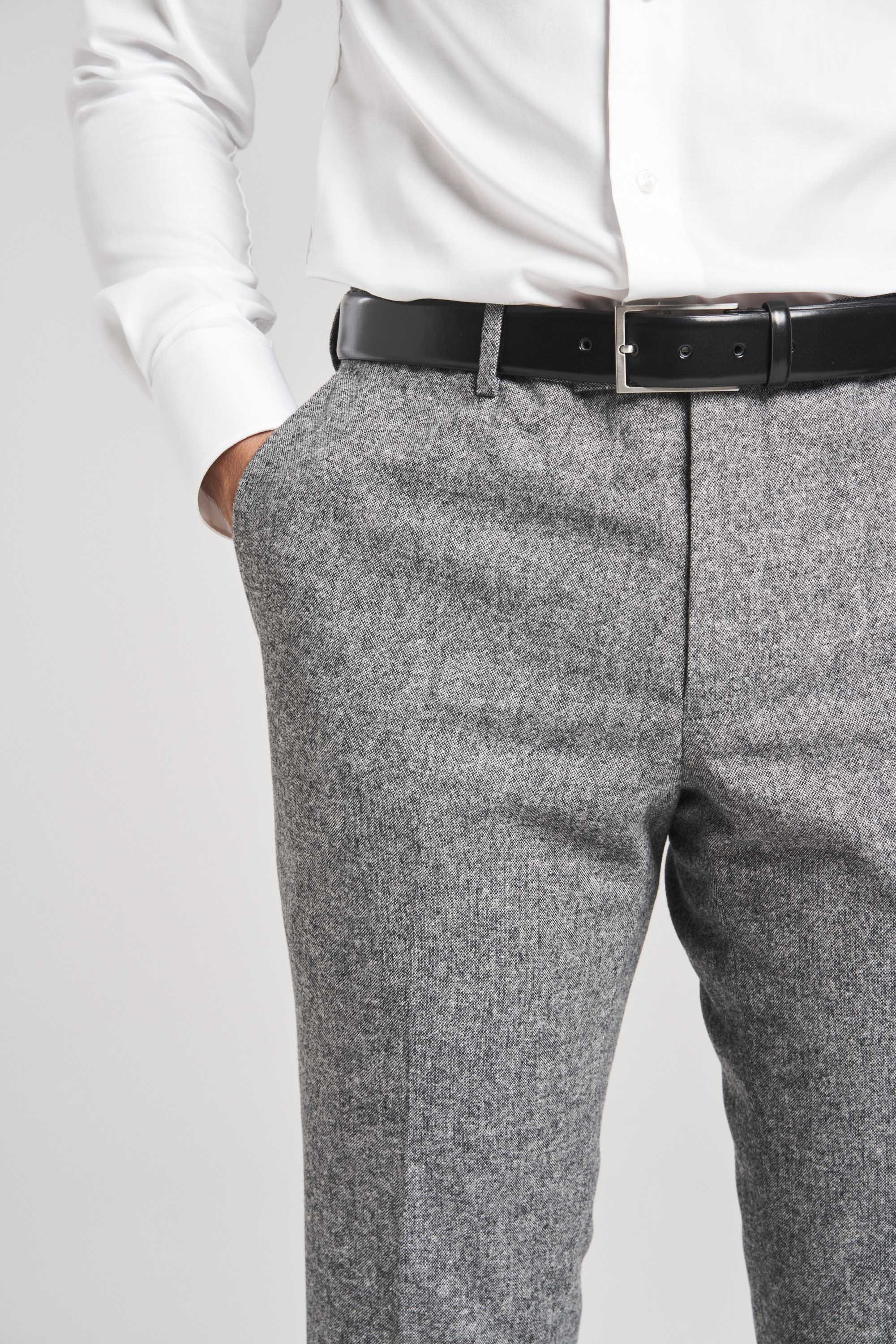 Johnston 22 2 1 Grau