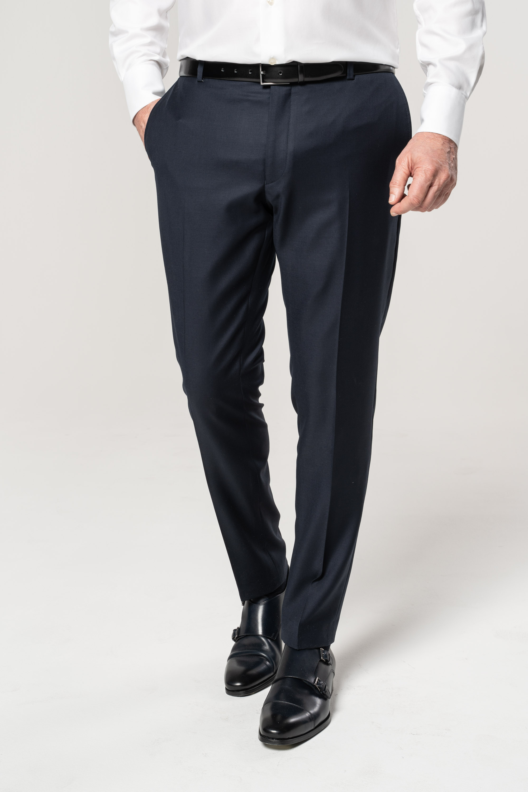 B Larus Mix Wolle Cashmere Navy