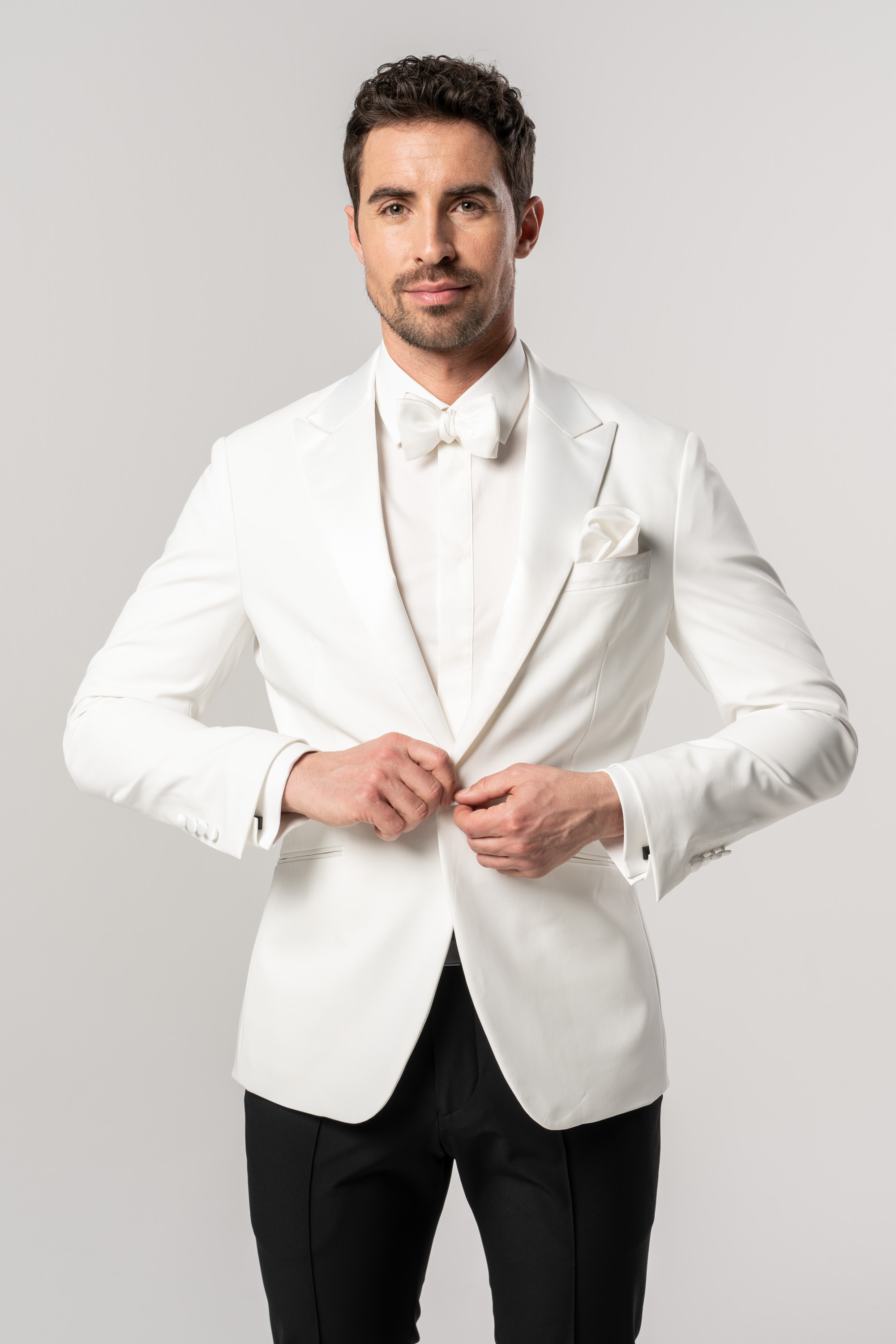 Dinnerjacket Larus 22 1 10 Ecru