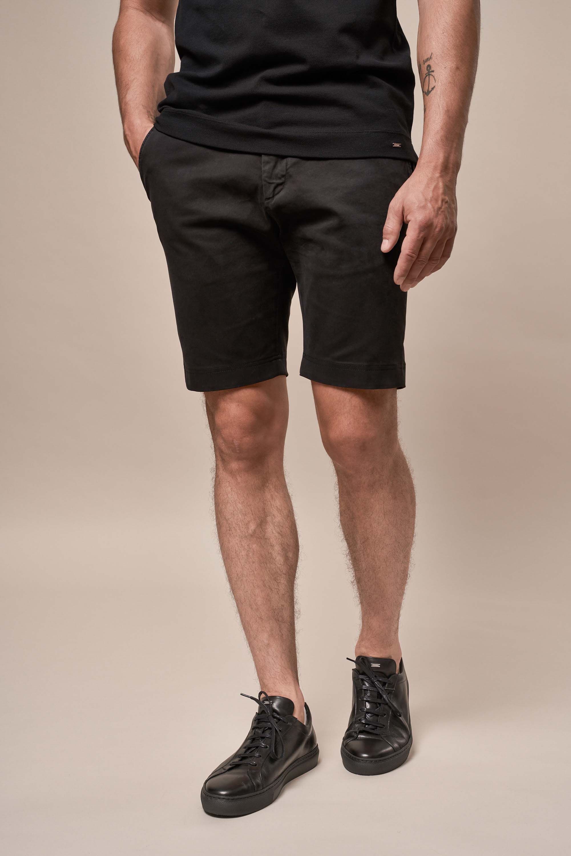 DON SHORT (SCHWARZ)