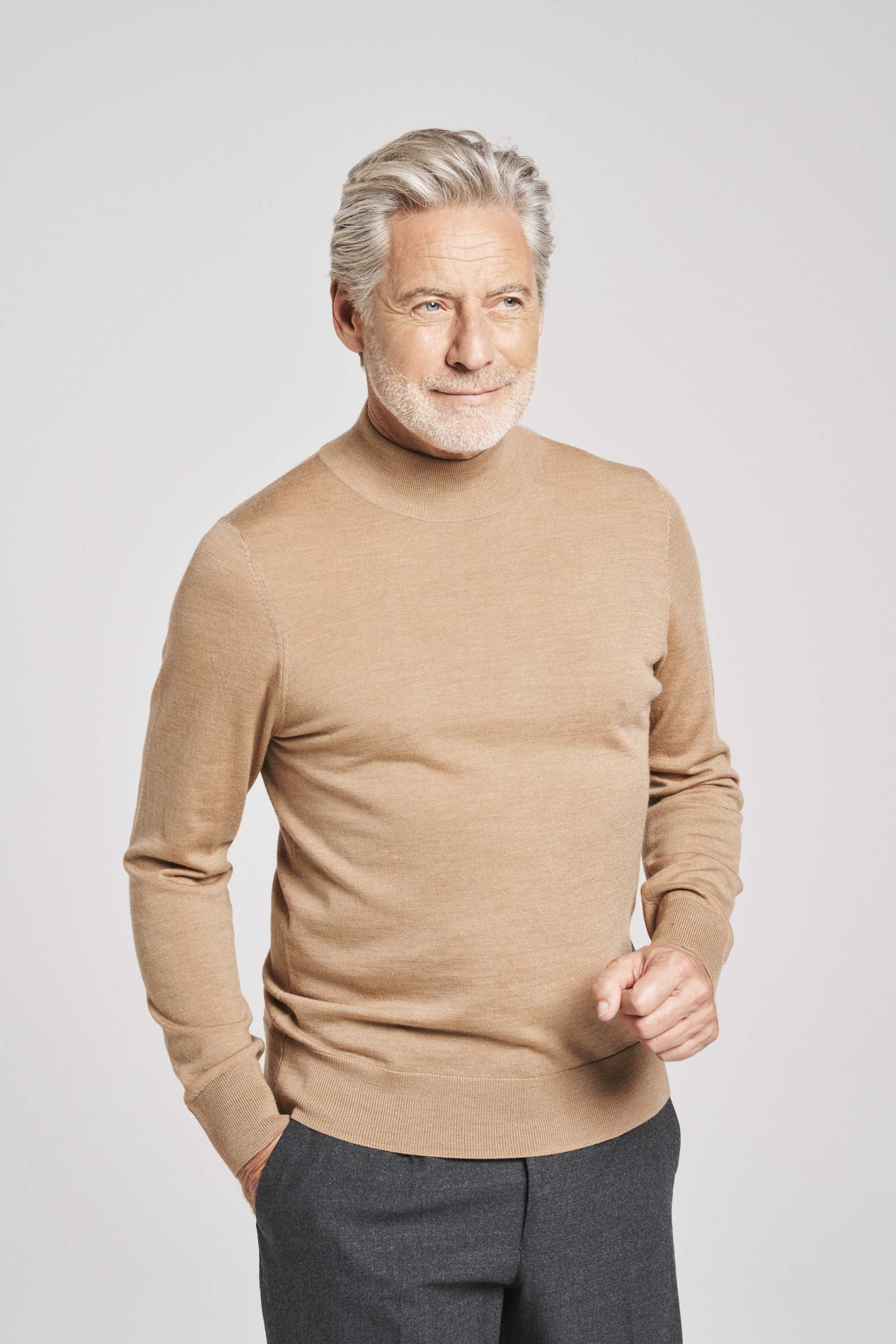 TURTLENECK AKTION - 2 FÜR 200€