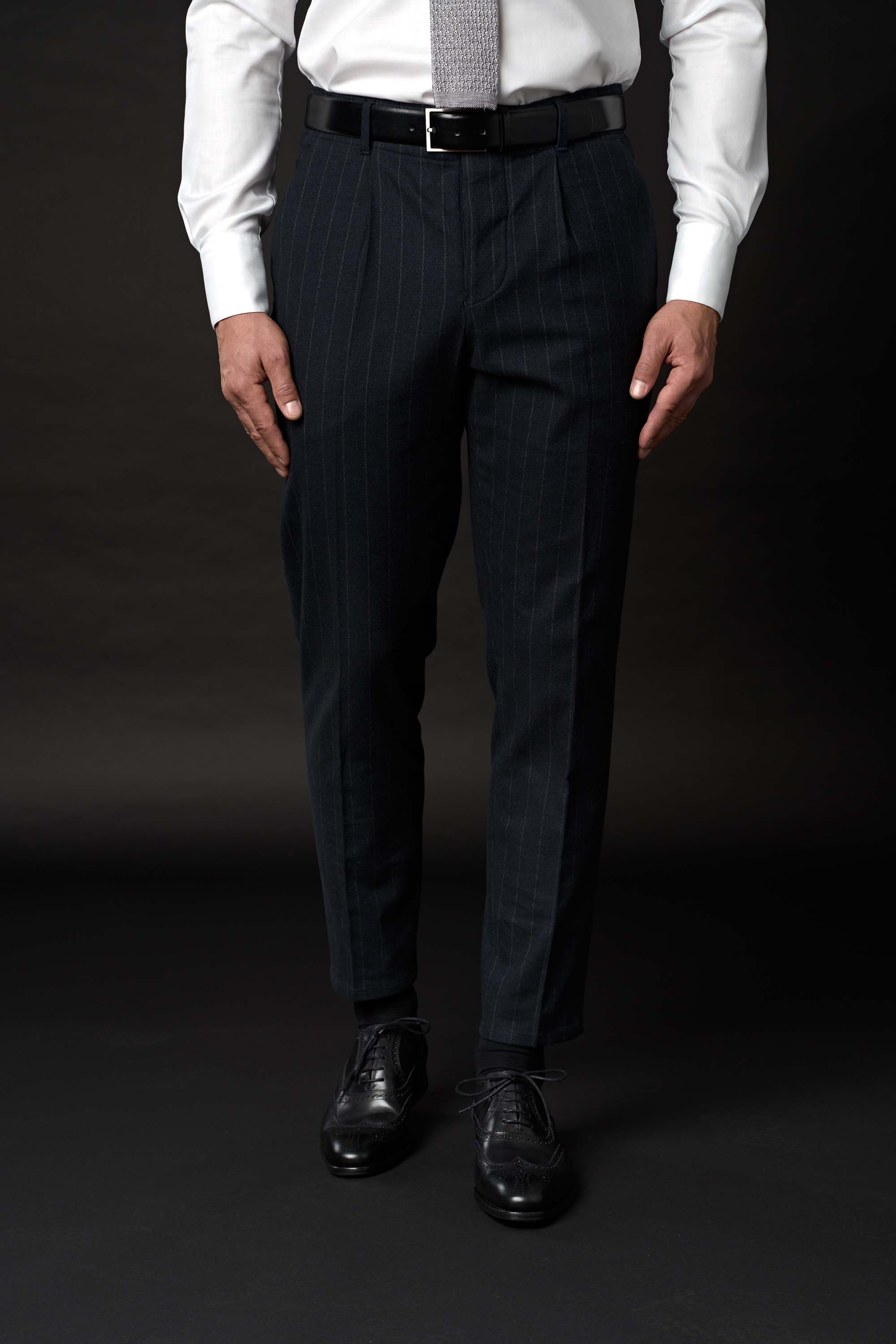 JEFF SUIT (Navy Stripe)