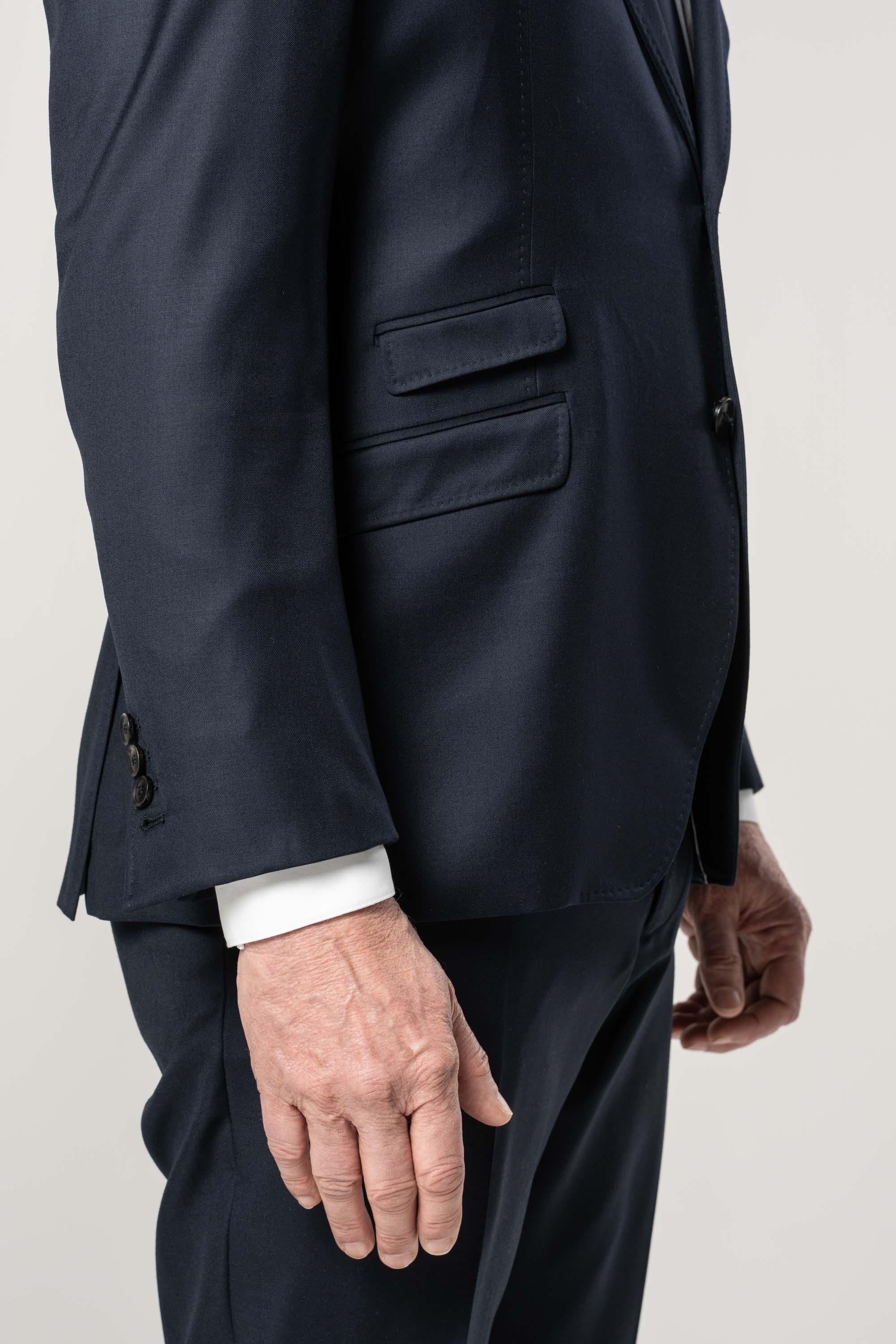 B Larus Mix Wolle Cashmere Navy