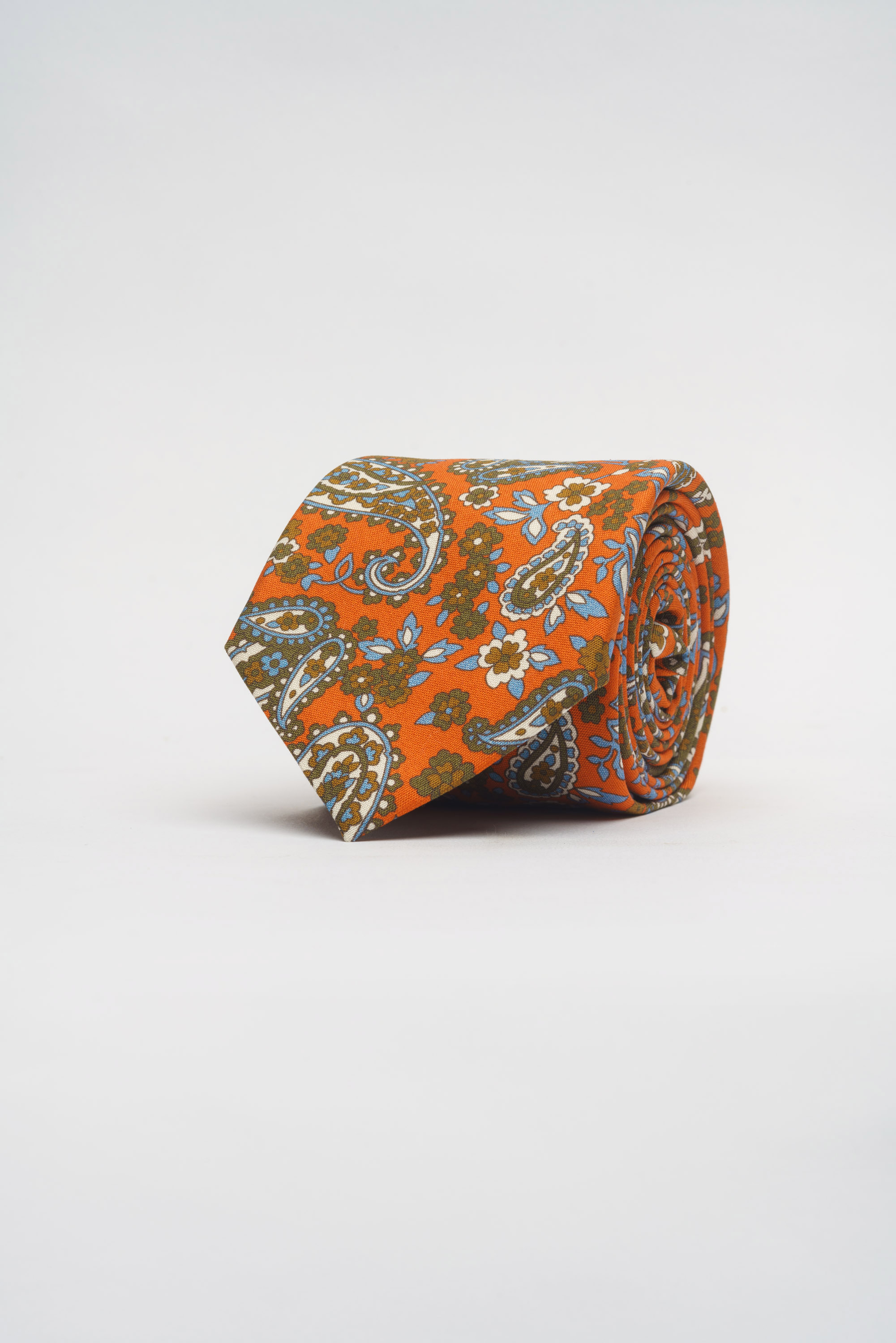 Olona T 22 4 Orange Paisley