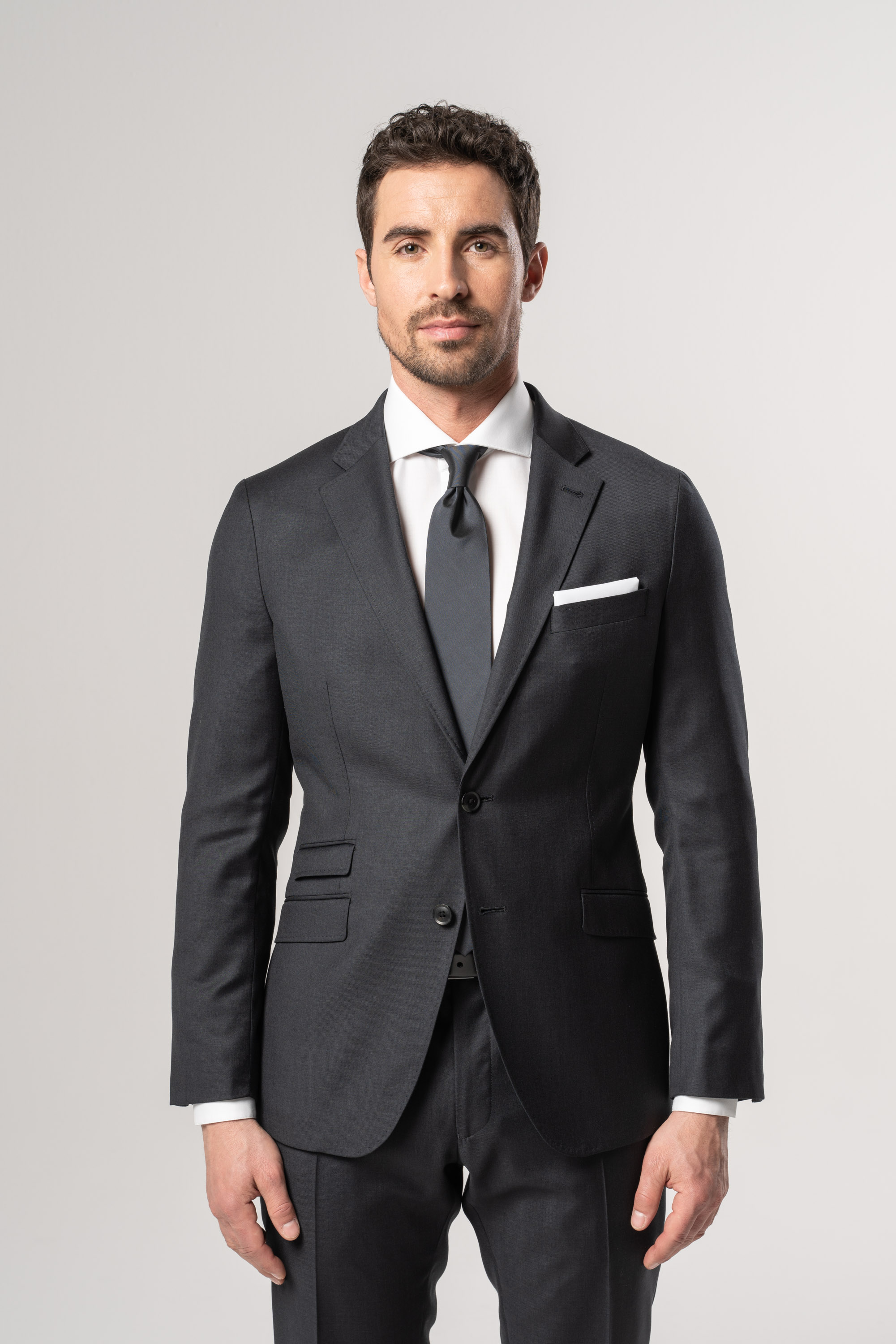 B Larus Mix Wolle Cashmere Black