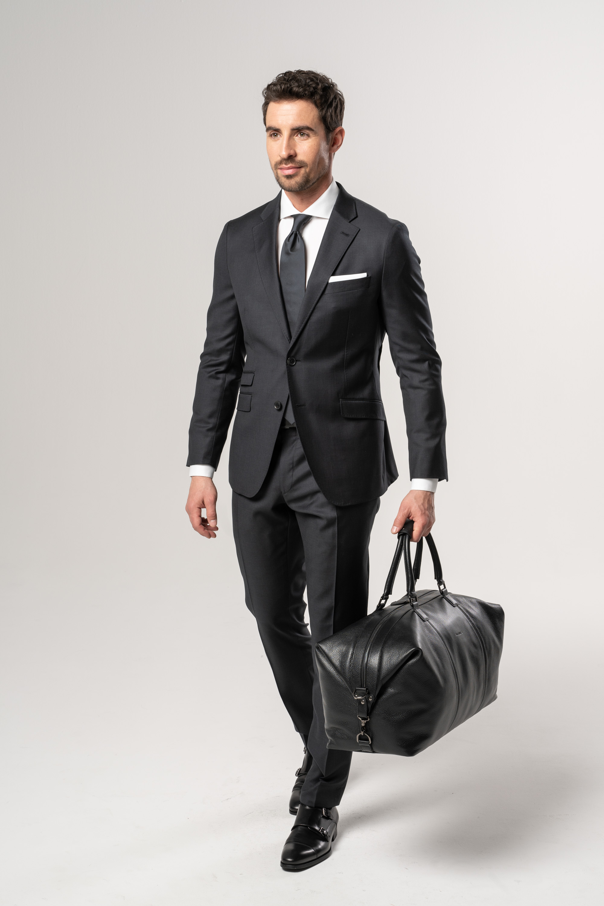 B Larus Mix Wolle Cashmere Black