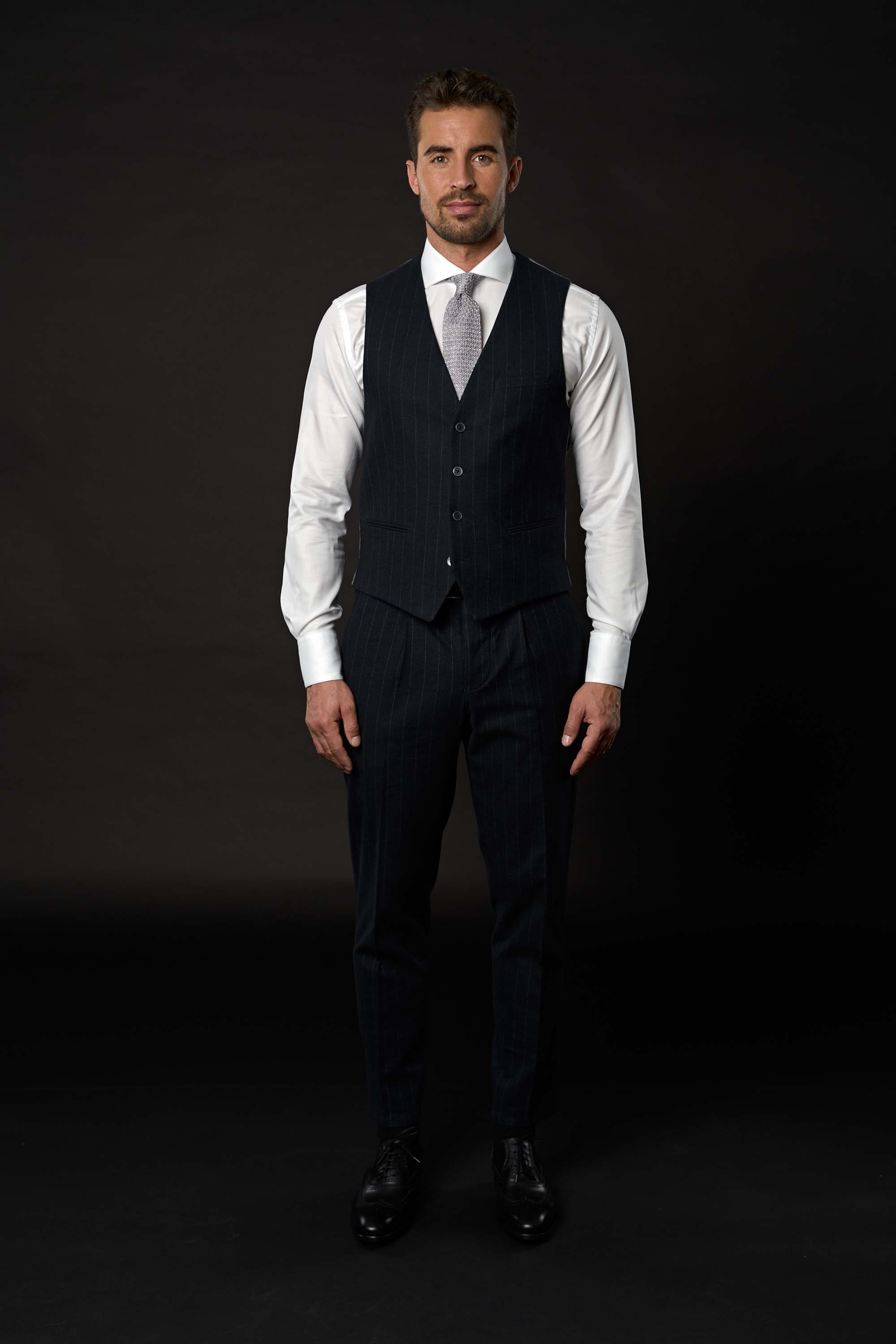 JEFF SUIT (Navy Stripe)